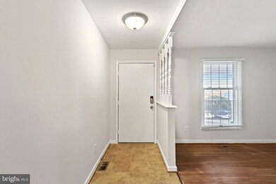 12810 Asbury Dr, Fort Washington, MD 20744 - photo 4