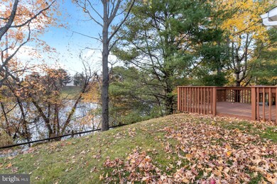 76 Black Eyed Susan Rd unit 334, Langhorne, PA 19047 - photo 5