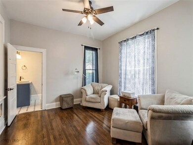 1107 27th St, Des Moines, IA 50311 - photo 4