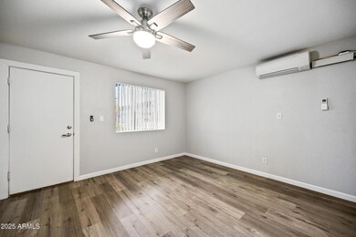 3025 N 32nd St unit 2, Phoenix, AZ 85018 - photo 4