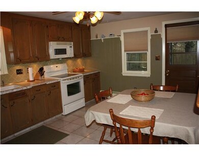 82 St Agnes Ave, Woonsocket, RI 02895 - photo 3