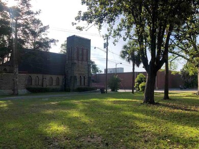 206 W Pine St, Fitzgerald, GA 31750 - photo 3