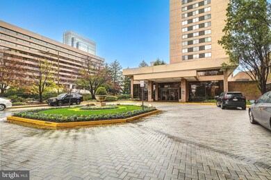 Skyline House unit 306W, Baileys Crossroads, VA 22041 - photo 6