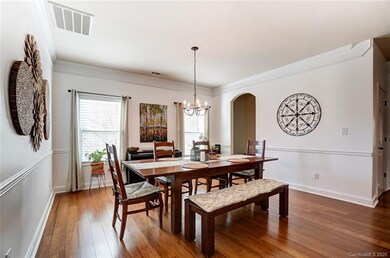 Large dining room perfect for entertaining, featur