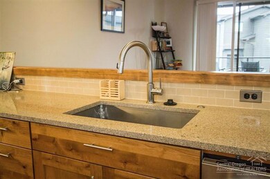 874 SW Crestline Dr, Bend, OR 97702 - photo 6