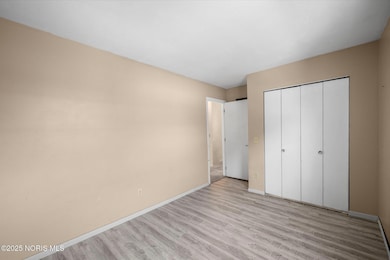 5705 Aspen Dr, Toledo, OH 43615 - photo 7