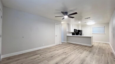 11103 Renel Dr unit A, Austin, TX 78758 - photo 3