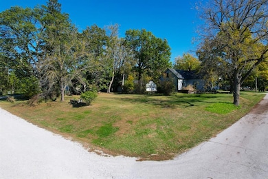 207 NE 8th St, Stuart, IA 50250 - photo 2