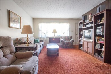 3618 Greenway St, Easton, PA 18045 - photo 3