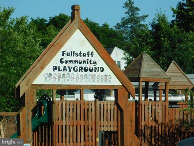 7009 Fieldcrest Rd, Baltimore, MD 21215 - photo 3