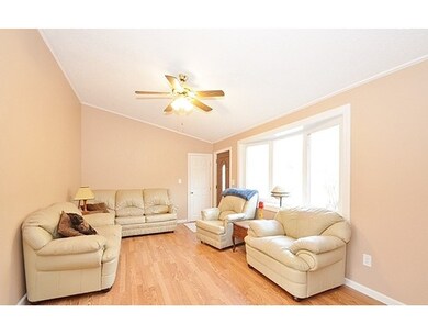 357 Baldwin Dr, Leominster, MA 01453 - photo 5