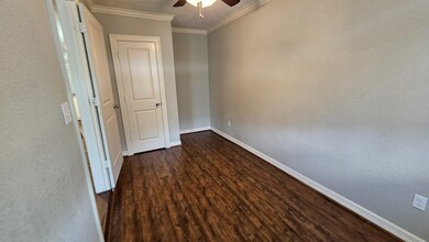 4810 Arvilla Ln, Houston, TX 77021 - photo 7