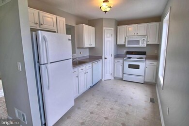 101 S Gala unit 443, Littlestown, PA 17340 - photo 3