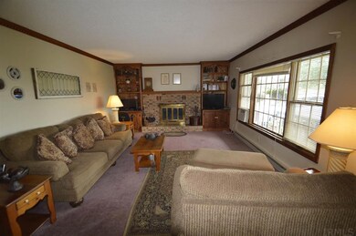 2203 W Pleasant Center Rd, Fort Wayne, IN 46819 - photo 5