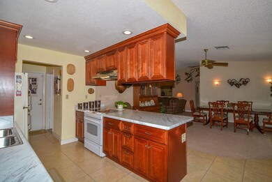 Kitchen2