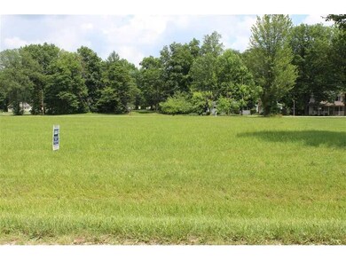 1023 SE Mohawk Trail, Greensburg, IN 47240 - photo 3