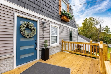 5753 Boomer Rd, Cincinnati, OH 45247 - photo 3