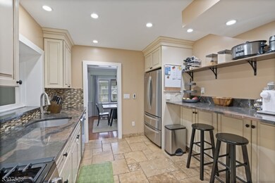 74 Kipp Ave, Hasbrouck Heights, NJ 07604 - photo 3