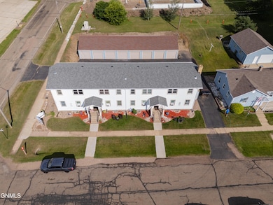25-PREDana-1028-314 4th St-Drone-004