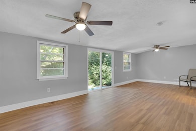 215 Sandel Ln, West Columbia, SC 29169 - photo 4