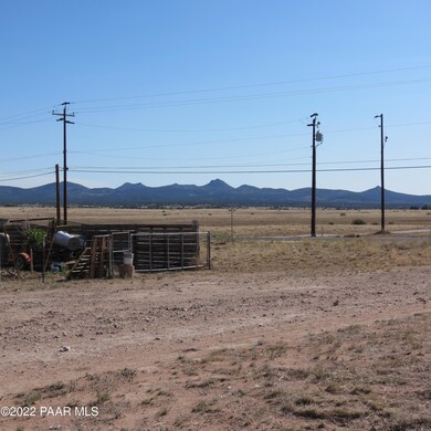 454 W Zion Trail, Paulden, AZ 86334 - photo 6