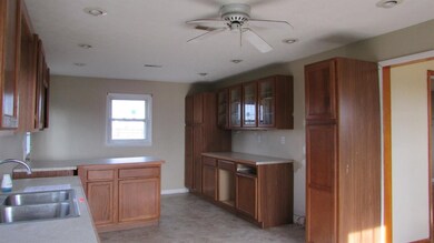 7058 Mount Gilead Rd, Maysville, KY 41056 - photo 6