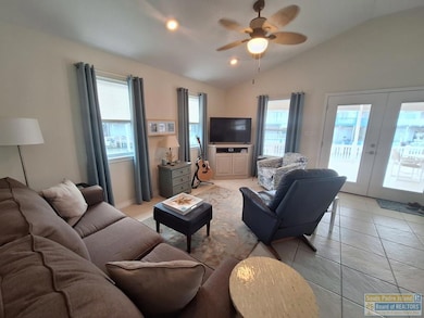 801 E Oyster Dr, Port Isabel, TX 78578 - photo 6