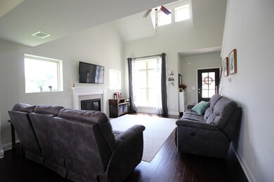 1036 Daniel Ln, Spring Hill, TN 37174 - photo 7