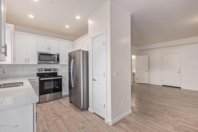 701 N Mcqueen Rd unit 9, Chandler, AZ 85225 - photo 5