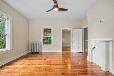 35 Oak Ave unit 2, Worcester, MA 01605 - photo 2