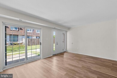 2362 Sun Valley Cir unit 2, Silver Spring, MD 20906 - photo 5