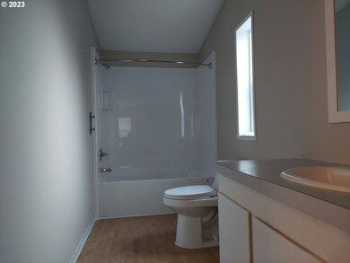 Bathroom, Attached
