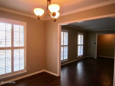6-DINING ROOM 3