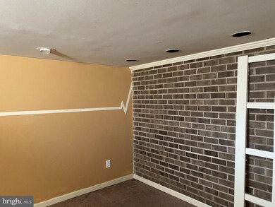 21 Winthrop Rd, Darby, PA 19023 - photo 7