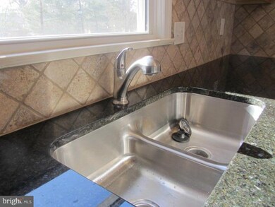 10119 Brandon Way, Manassas, VA 20109 - photo 5