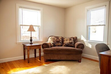 216 Plumtree Rd, Springfield, MA 01118 - photo 3