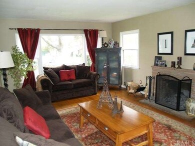 713 N Laurel Ave, Upland, CA 91786 - photo 2