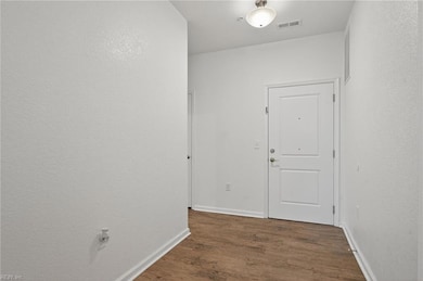 1744 Vankar Dr unit 107, Virginia Beach, VA 23456 - photo 4