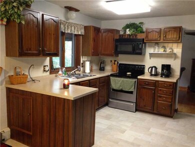 15 Aurora Dr, Cumberland, RI 02864 - photo 2