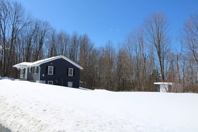 114 Louis St, Derby Line, VT 05830 - photo 3