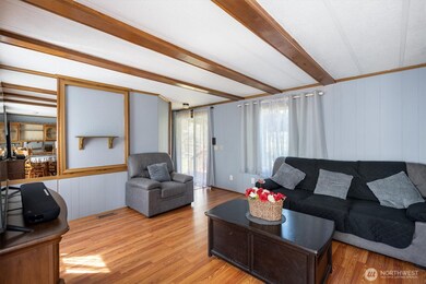 157 Camelot Dr, Castle Rock, WA 98611 - photo 7