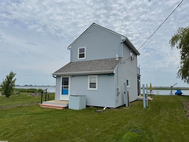 7286 S Channel Dr, Harsens Island, MI 48028 - photo 5