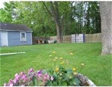 327 Broad St unit 1, Bridgewater, MA 02324 - photo 6