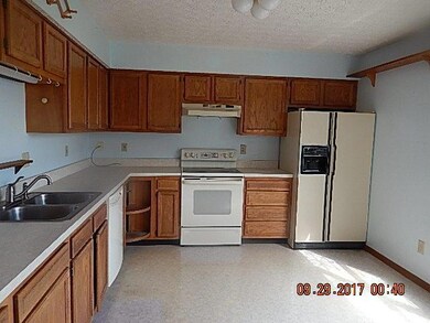 795 Ashford Glen Ct (2)