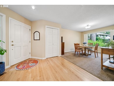 16300 Sunrise Ct, Lake Oswego, OR 97035 - photo 4