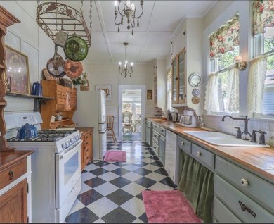 1306 W Woodard St, Denison, TX 75020 - photo 7