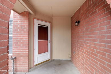 11815 Stone Castle Dr, El Paso, TX 79936 - photo 4