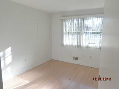 113 Turner St, Warwick, RI 02886 - photo 4