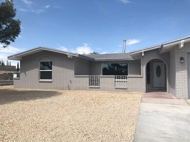 1601 Lomaland Dr, El Paso, TX 79935 - photo 2