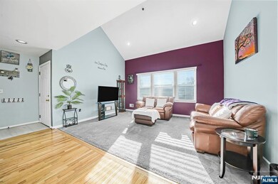 45 Royal Ave unit 46, Hawthorne, NJ 07506 - photo 4